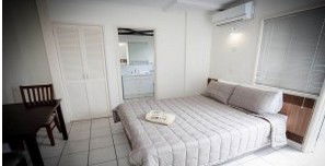 Miami Shore Motel - Accommodation QLD 5