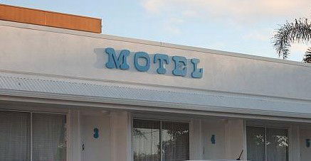 Broad Shore Motel - Accommodation QLD 0