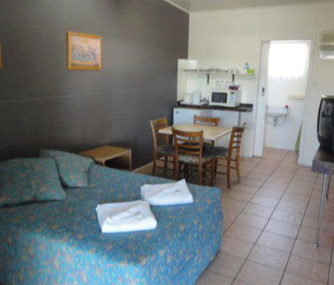 Marlin Motel (Pet Friendly) - Accommodation QLD 1