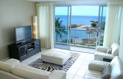Coral Cove Apartments - Accommodation QLD 3