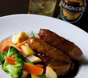 Dooleys Capella Tavern And Motel - Accommodation QLD 4