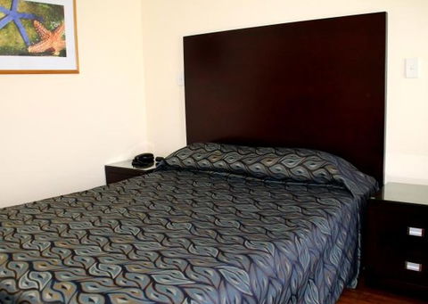 Centenary Motor Inn - Accommodation QLD 3