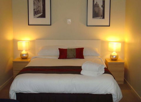 Brisbane Street Studios - Accommodation QLD 2