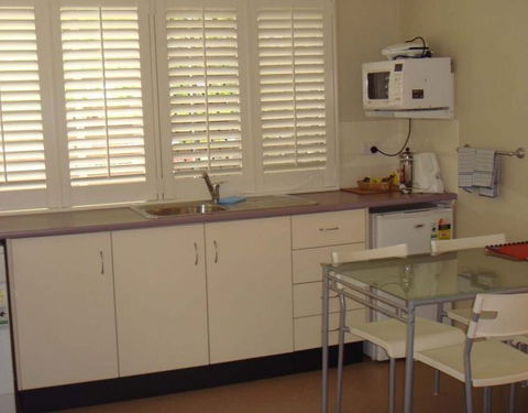 Brisbane Street Studios - Accommodation QLD 3