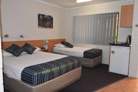 Billabong Motor Inn - Accommodation QLD 10