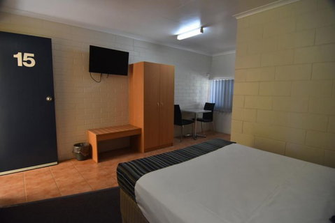 Billabong Motor Inn - Accommodation QLD 3