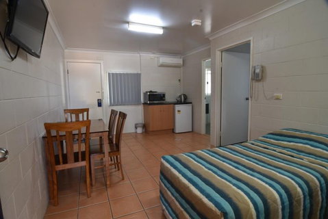 Billabong Motor Inn - Accommodation QLD 7