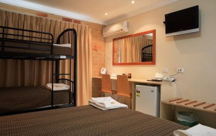 Emerald Central Palms Motel - Accommodation QLD 3