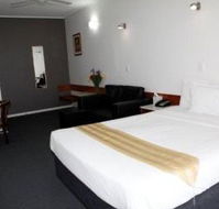 Ayr Travellers Motel - Accommodation QLD