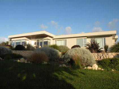KI Blue - Accommodation QLD 0