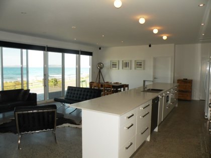 Blue Shack - Accommodation QLD 4