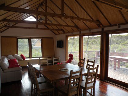 Ulaveo - Accommodation QLD 4