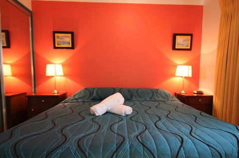 Aruba Beach Resort - Accommodation QLD 4