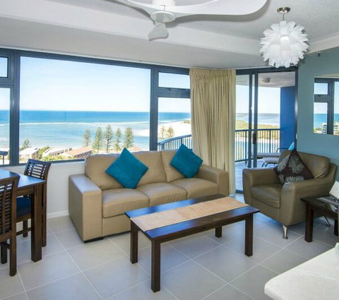 Centrepoint Holiday Apartments Caloundra - Accommodation QLD 4
