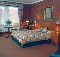 Sovereign Park Motor Inn - Accommodation QLD