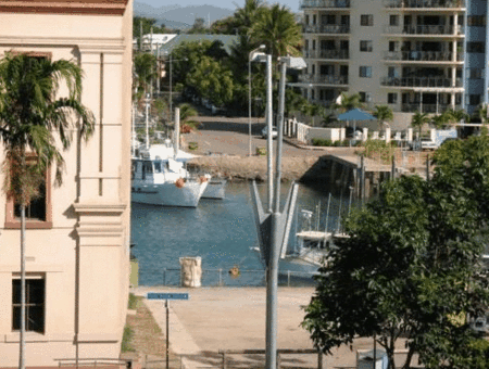 Globetrotters Budget Accommodation - Accommodation QLD 1