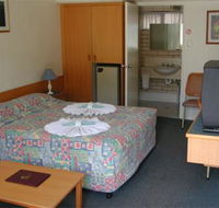 Tropical Gateway Motor Inn - Accommodation QLD