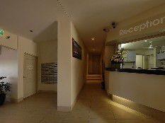 Burleigh Beach Tower - Accommodation QLD 3