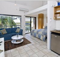Julians Apartments - Accommodation QLD