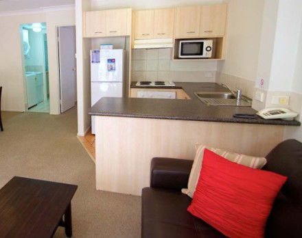 Island Beach Resort - Accommodation QLD 1