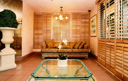 Esplanade Luxury Beachfront Apartments - Accommodation QLD 0