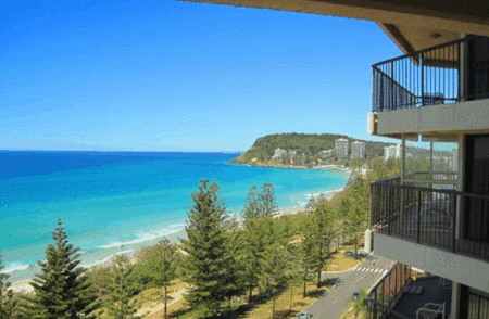 Esplanade Luxury Beachfront Apartments - Accommodation QLD 4