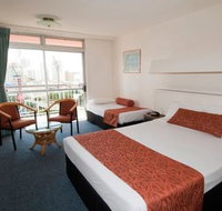Islander Resort Hotel - Accommodation QLD