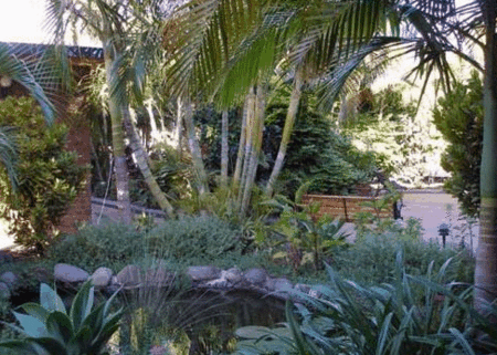 SMART MOTELS BERT HINKLER - Accommodation QLD 3