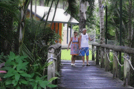Airlie Cove Resort And Van Park - Accommodation QLD 3