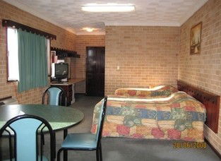 Alexander The Great Motel - Accommodation QLD 1