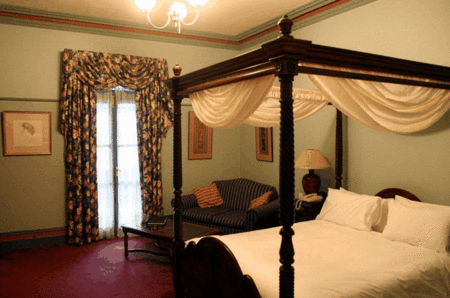The Yarra Glen Grand Hotel - Accommodation QLD