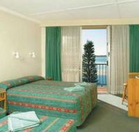 Mid Pacific Motel - Accommodation QLD
