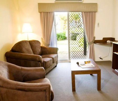 Vittoria WA Accommodation QLD