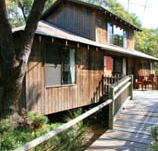 Jemby-Rinjah Lodge - Accommodation QLD