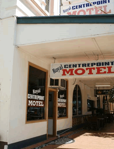 Royal Centrepoint Motel - Accommodation QLD 2