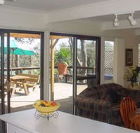 Lakeview Cottage - Accommodation QLD