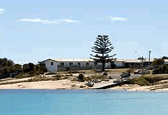 Silver Sands Hotel Motel Resort - Accommodation QLD 2