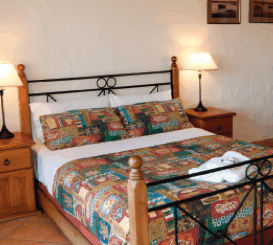 Canal Rocks Beachfront Apartments - Accommodation QLD 1