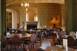 Quality Hotel Bentinck - Accommodation QLD 5