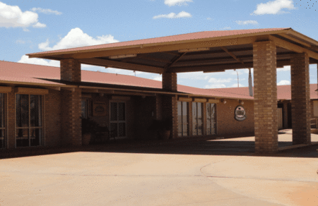 The Lodge Motel - Accommodation QLD 0