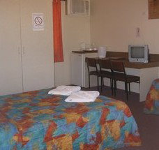 Gulfland Motel And Caravan Park - Accommodation QLD 2
