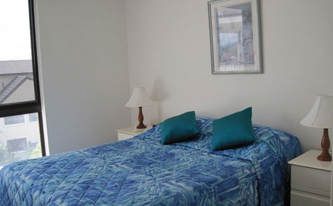 Beach Palms Holiday Apartments - Accommodation QLD 1