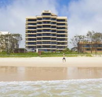 Pelican Sands Beach Resort - Accommodation QLD