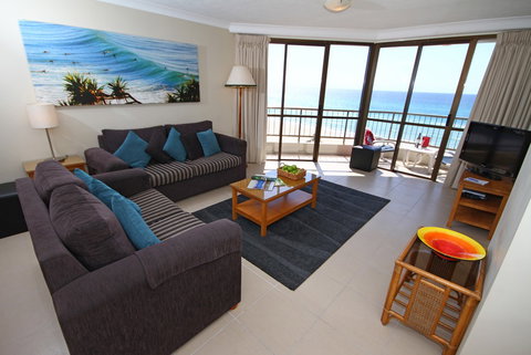 San Simeon Beachfront Apartments - Accommodation QLD 2