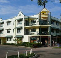 Shaws on the Shore - Accommodation QLD