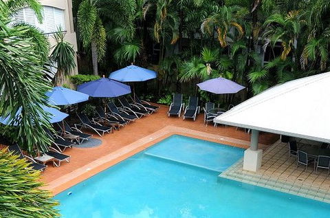 Cayman Villas Port Douglas - Accommodation QLD 4
