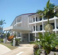 L'Amor Holiday Apartments - Accommodation QLD