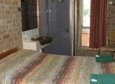 Desert Rose Inn - Accommodation QLD 4