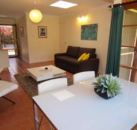 Bright Highland Valley Cottages - Accommodation QLD