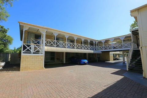 Alexandra Park Motor Inn - Accommodation QLD 1